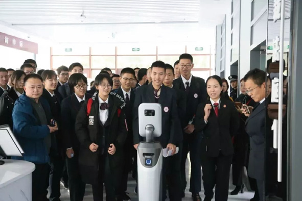 人工智能机器人产品手册（已修改）_页面_18_图像_0017.jpg